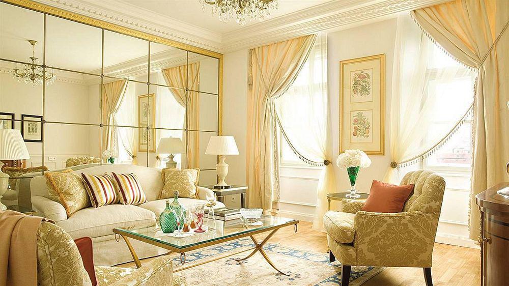 Four Seasons Praag